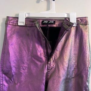 Mermaid color pants has some stretch